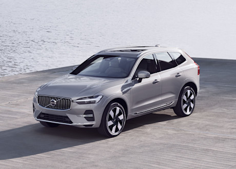 Editorial 294987 xc60 recharge t8 silver dawn