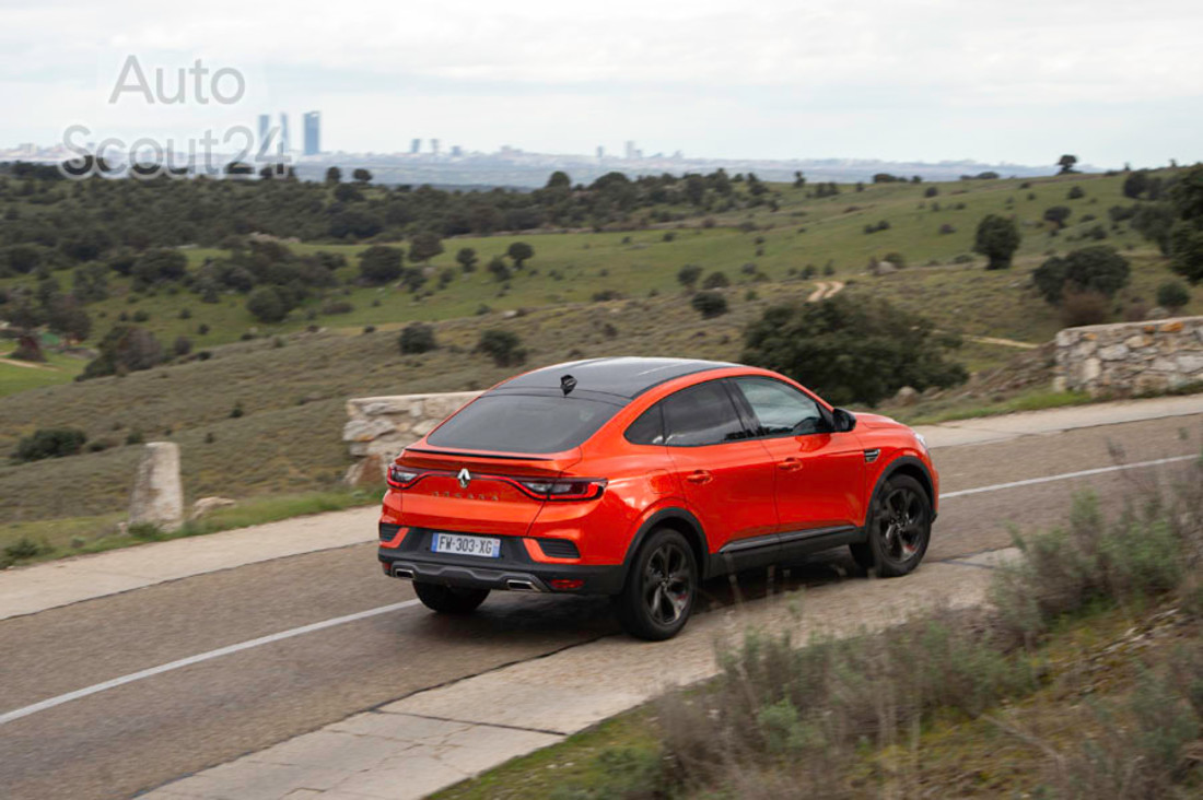 contacto-renault-arkana (15).jpg