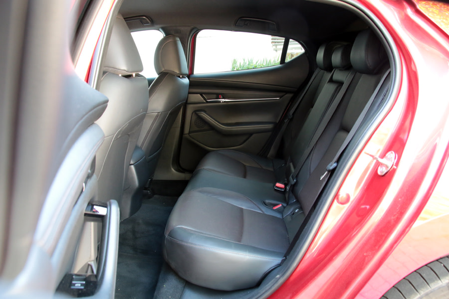 Mazda3 (23).JPG
