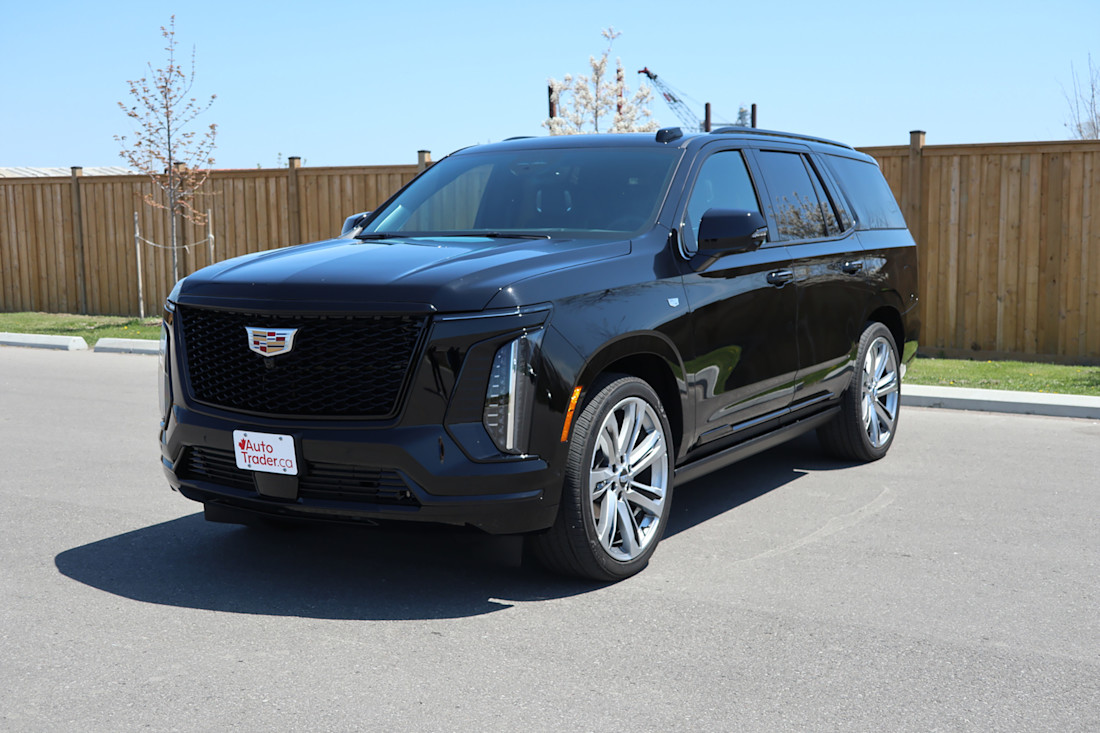 2025 Cadillac Escalade Review Image