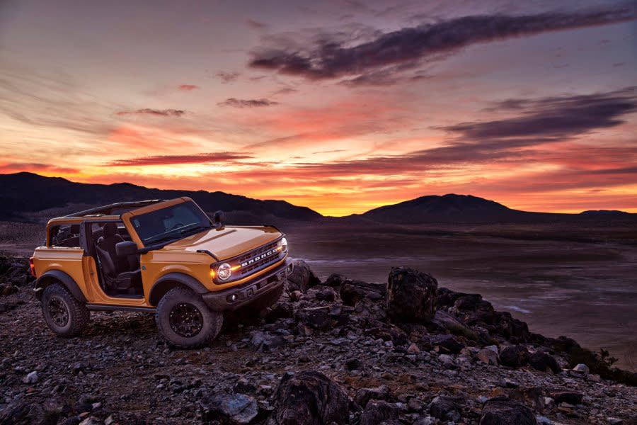 Bronco_2dr_01 (1).jpg