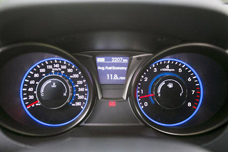 Editorial 2015 hyundai genesis coupe r spec rf 17