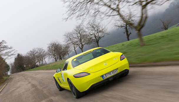 Mercedes-Benz SLS AMG