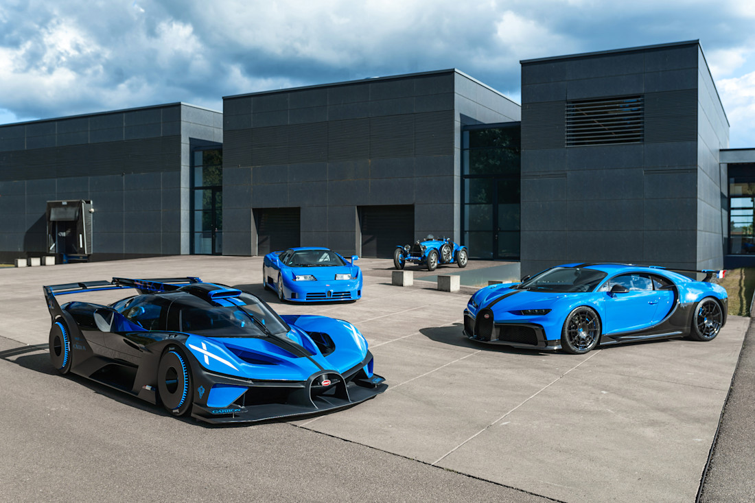 01 BUGATTI_French-Racing-Blue
