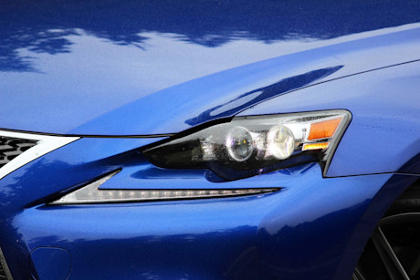 Editorial 35 dh 2016 lexus is 350 f sport awd