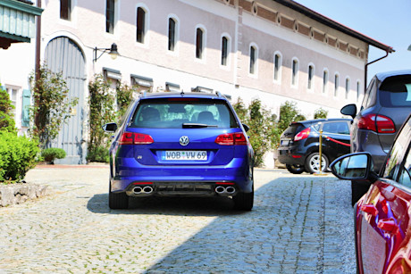 Editorial 2016 volkswagen golf r variant jy 11