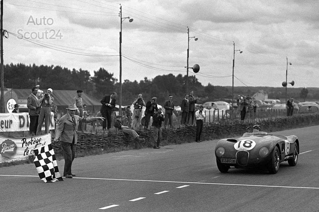 Jaguar-C-Type-(6).jpg
