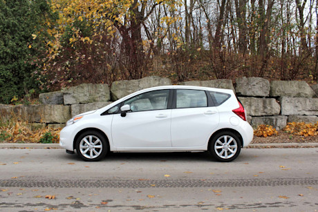 Editorial 2016 nissan versa note sl pb 03