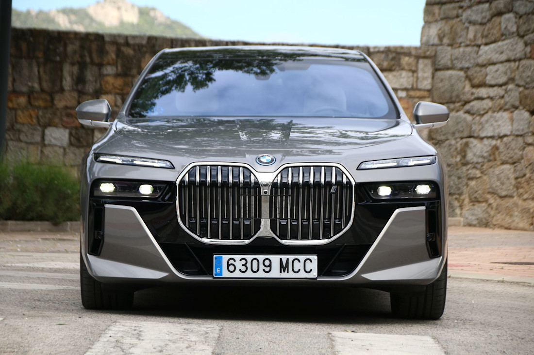 prueba-bmw-i7-41.jpg