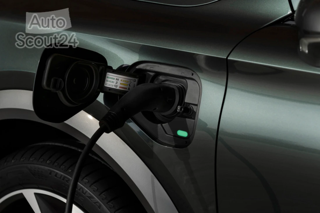 CUPRA Formentor e-HYBRID (9) CUPRA Formentor e-HYBRID (9)