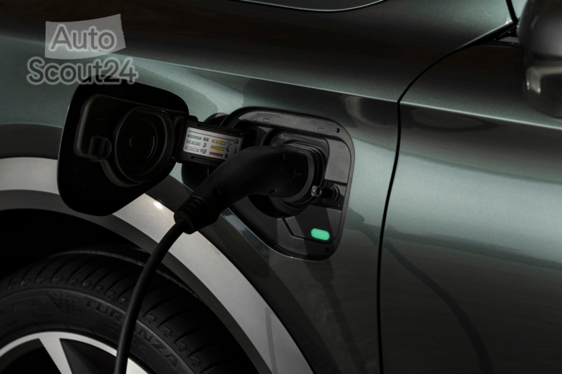 CUPRA Formentor e-HYBRID (9).jpg