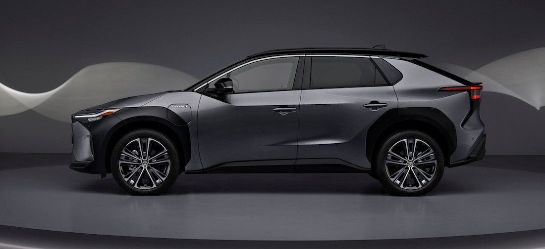 Toyota bZ4X: elektrische Toyota-SUV geraakt verder op volle batterij