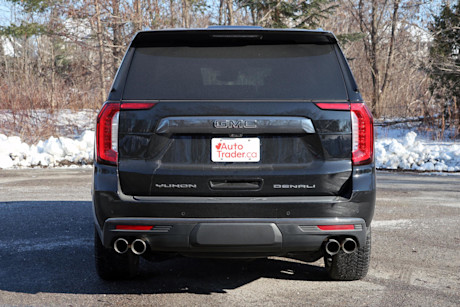 Editorial 2023 gmc yukon denali ultimate 08 jm