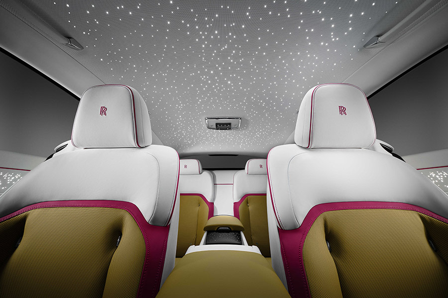Rolls-Royce-spectre-interior-autoscout24 (10).jpg
