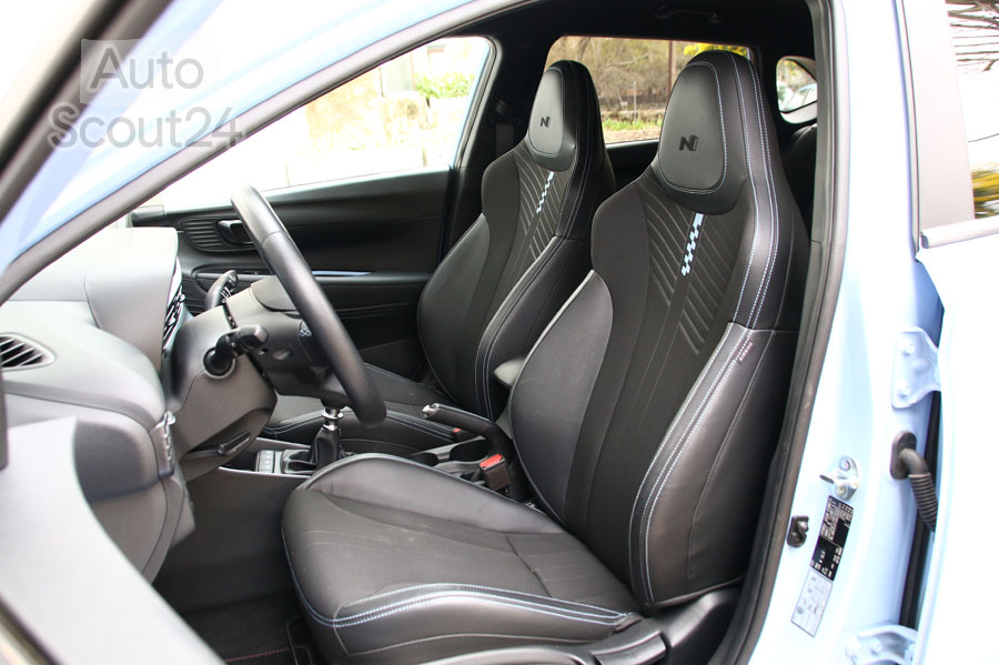 Hyundai i20N  (1).JPG
