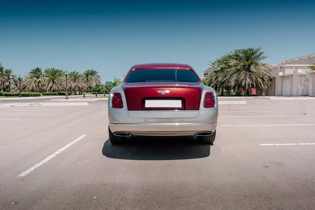 Bentley-Mulsanne-Grand-Limousine (11).jpg