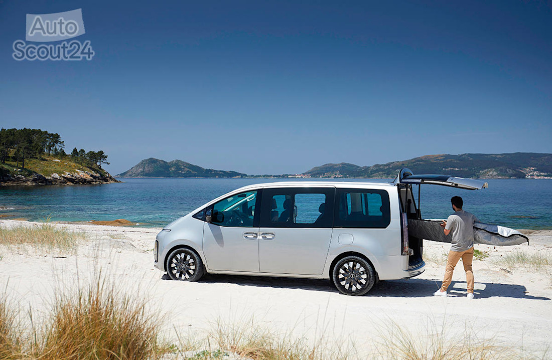 Presentacion-Hyundai-Staria-2022-(25).jpg