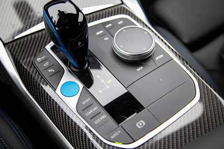 Editorial 2022 bmw i4 m50 xdrive 24 jw