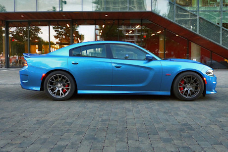 Editorial 2016 dodge charger srt 392 hemi jb 04