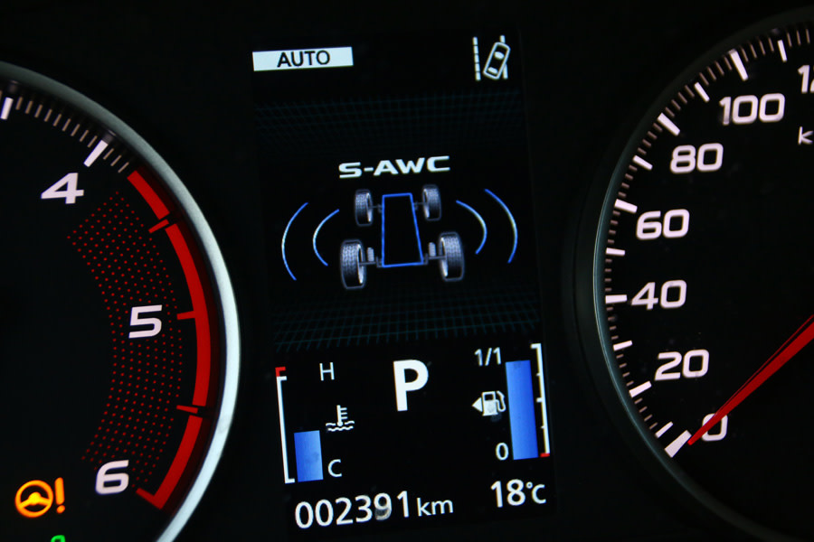 mitsubishi-eclipse-cross (36).JPG