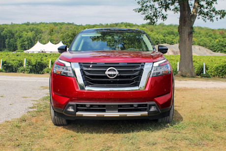Editorial 2022 nissan pathfinder platinum 01 pb
