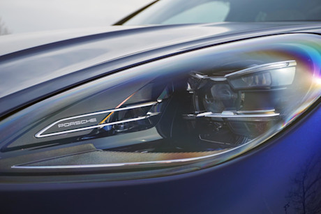 Editorial 2022 porsche macan 08 di