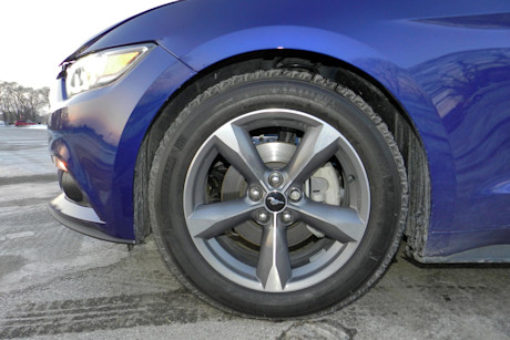 Editorial 2015 ford mustang v6 jb 13
