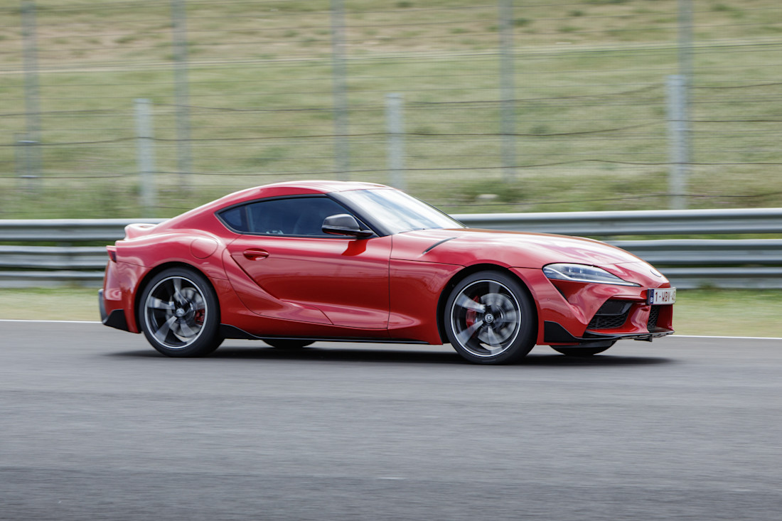 Supra 2019 Red_6.jpg