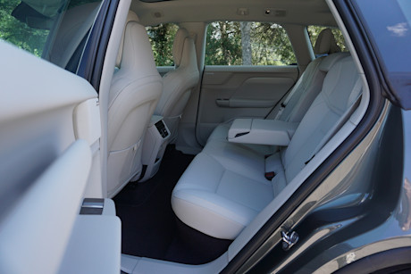 2027 Volvo EX60 - FD - DI - 260514 - 9