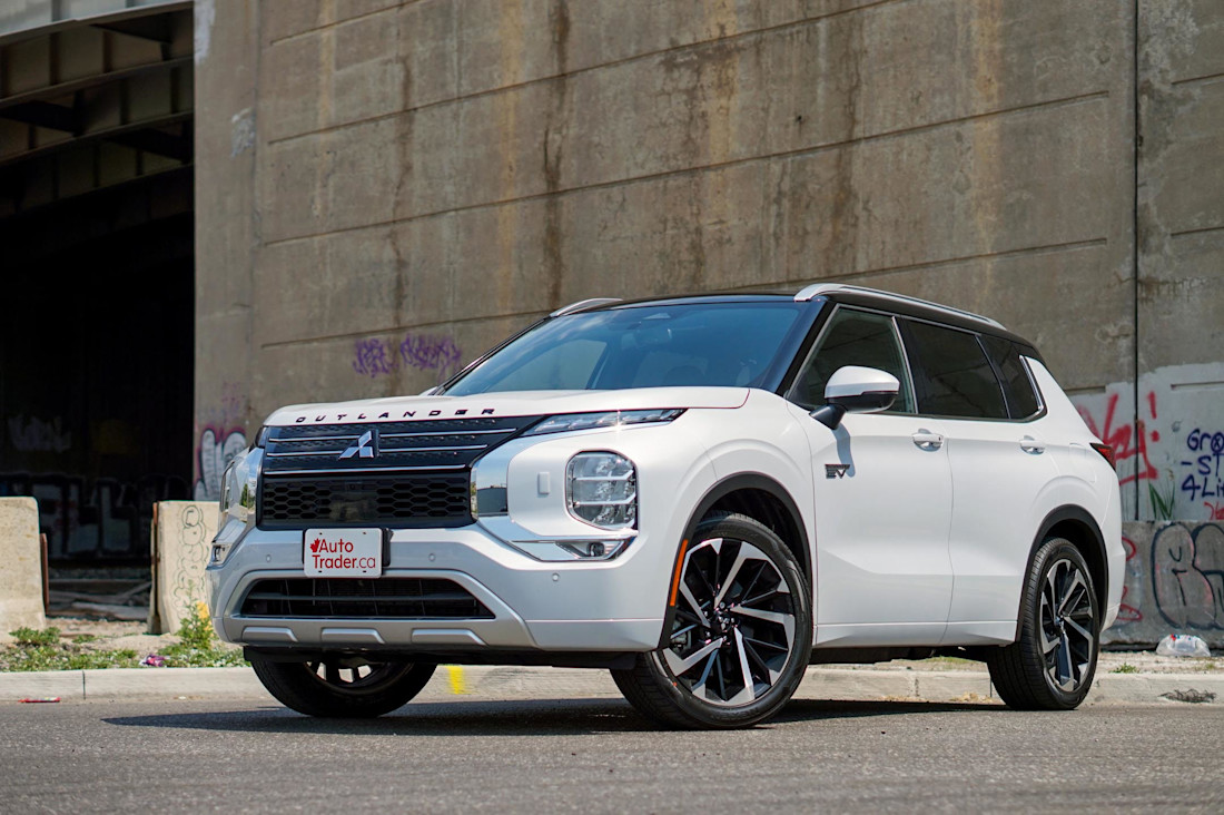 2023 Mitsubishi Outlander PHEV Review