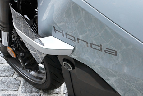 11 honda-wn7-2026-startknopf