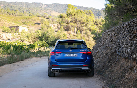 Editorial 2025 mercedes amg glc 63 s fd 231016 09 jw