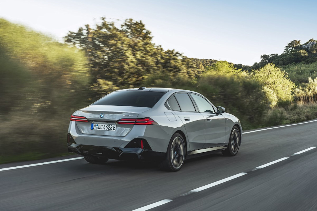 P90505028_highRes_the-new-bmw-i5-edriv (1)
