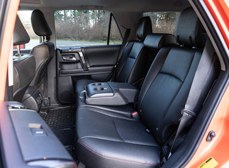 Editorial 2024 toyota 4runner trd off road td 240412 21 jw