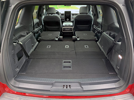 Editorial 2022 ford expedition limited stealth edition 37 mg