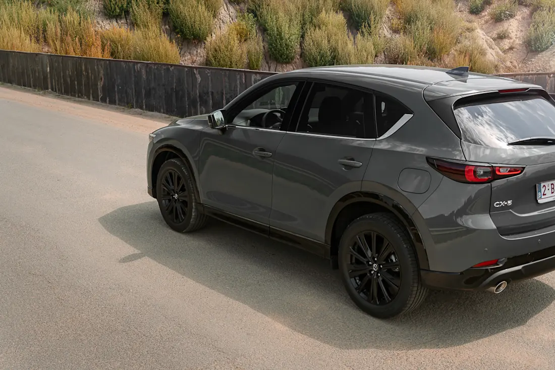Mazda CX-5 (2022) statisch, achteraanzicht 2 Mazda CX-5 (2022) statisch, achteraanzicht 2