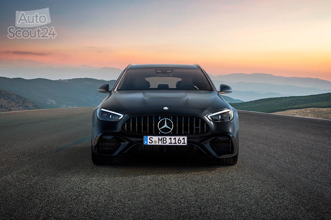 Mercedes-AMG C63 S EPerformance 2022 (42).jpg