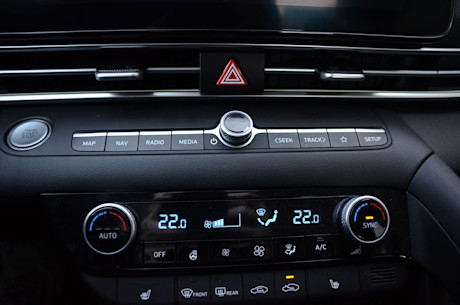 Hyundai Elantra 2024 : essai routier Image
