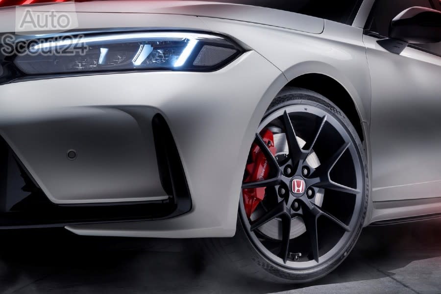Honda-Civic_Type_R-2023-1280-18.jpg