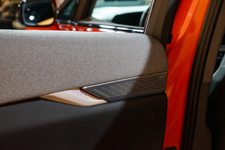 Editorial 2025 cadillac optiq preview jv 241003 12