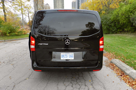 Editorial 2016 mercedes benz metris passenger van jb 07