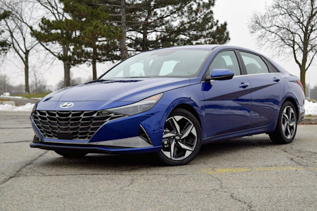 Editorial 2021 hyundai elantra ultimate 02 sha