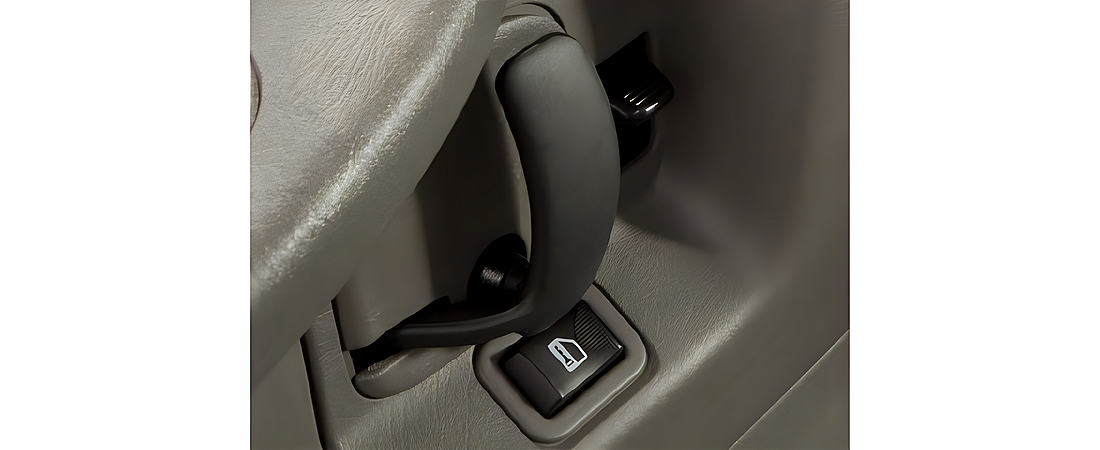 GMC Savana 1500 Passenger 2013 17