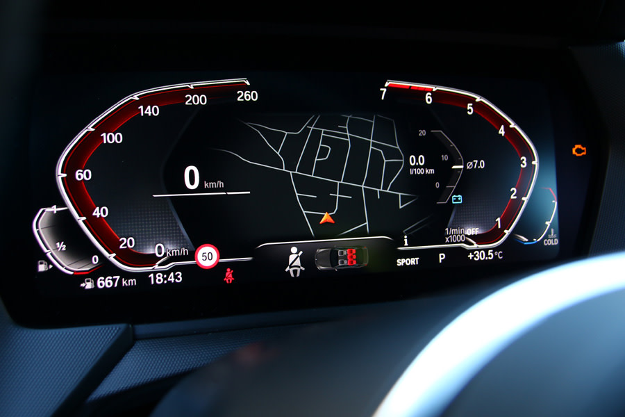 BMW 218i gran coupe (65).JPG