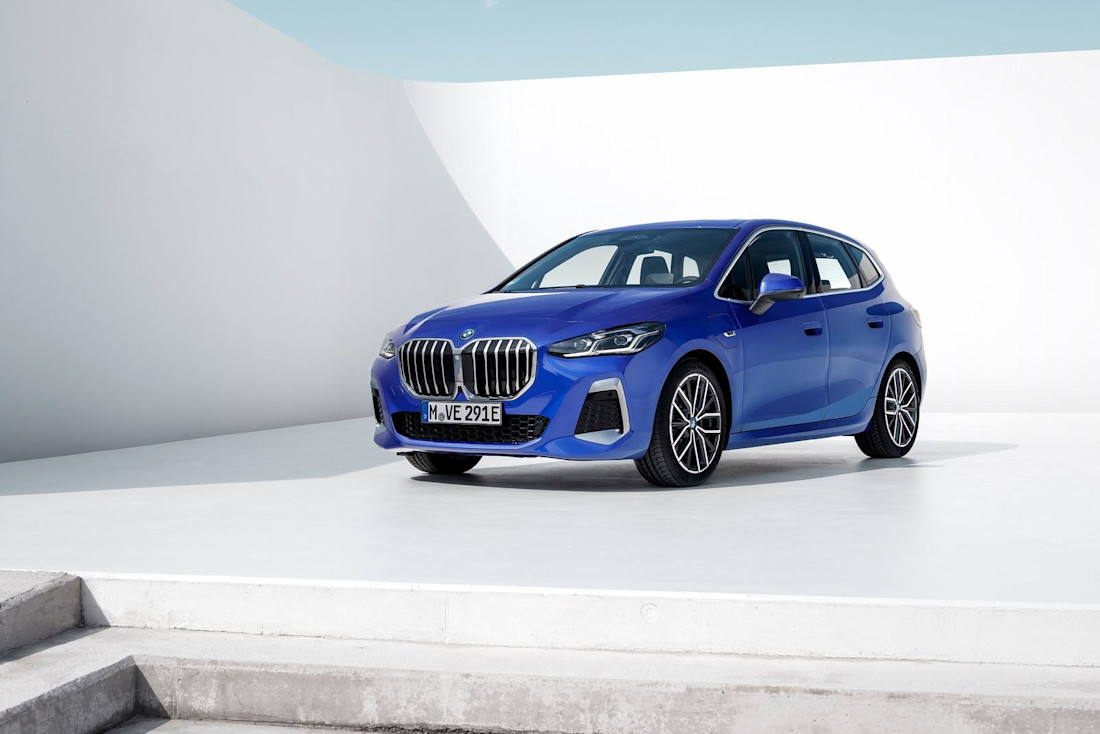 BMW 2er Active Tourer 2022 – neue Technik, große Niere
