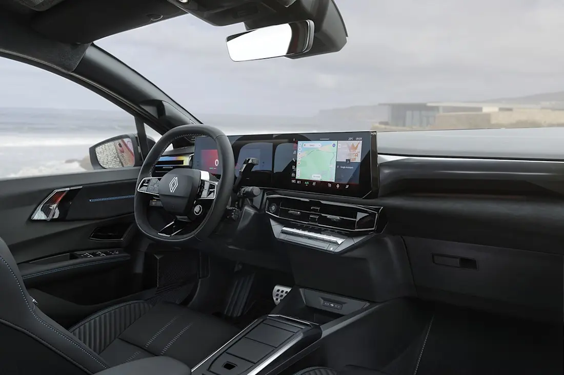 BEBE20251211 Renault Clio 03