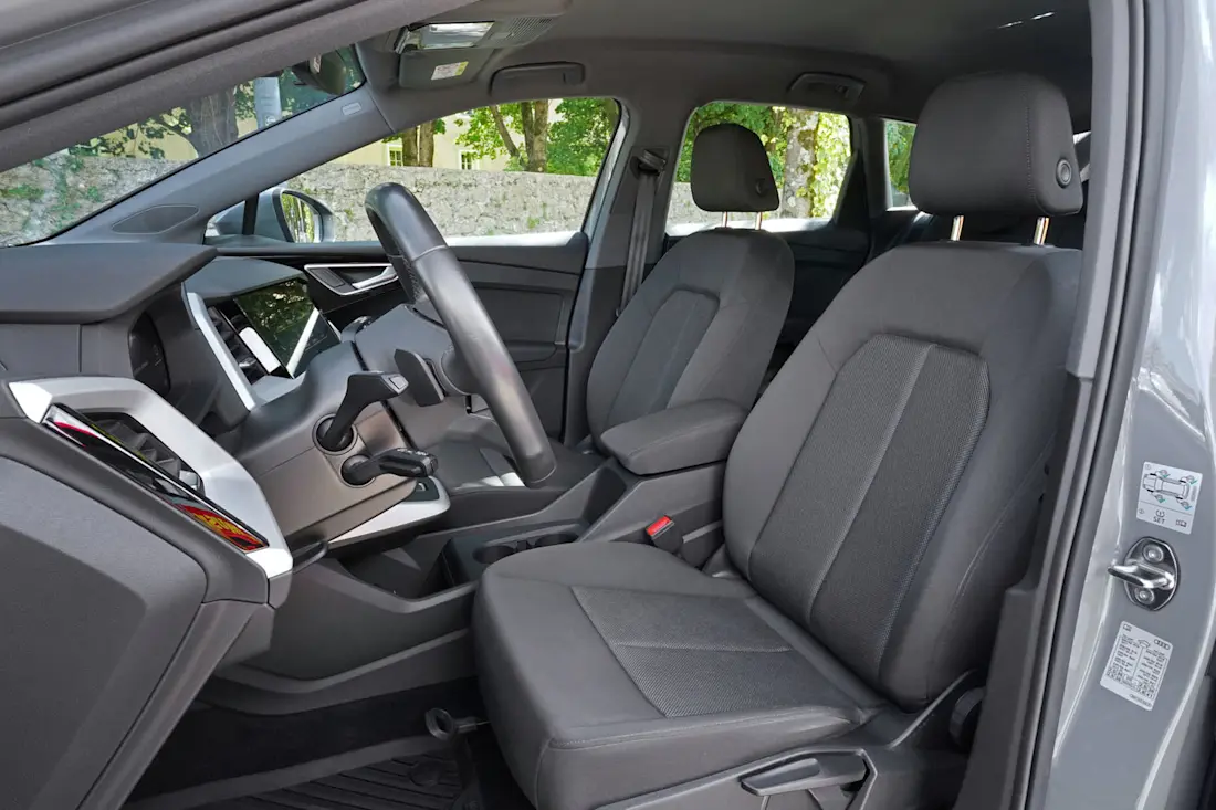 4 audi-q4-35-e-tron-vordersitze