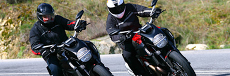 Prueba: Ducati Diavel (2011) – Única en su especie