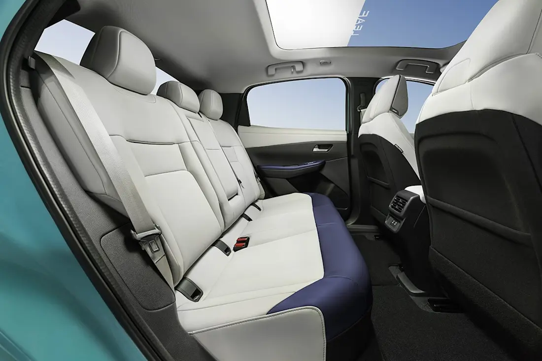 BEBE20251106 Nissan Leaf 04