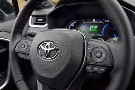 Editorial 2021 toyota rav4 prime xse technology 24 sha